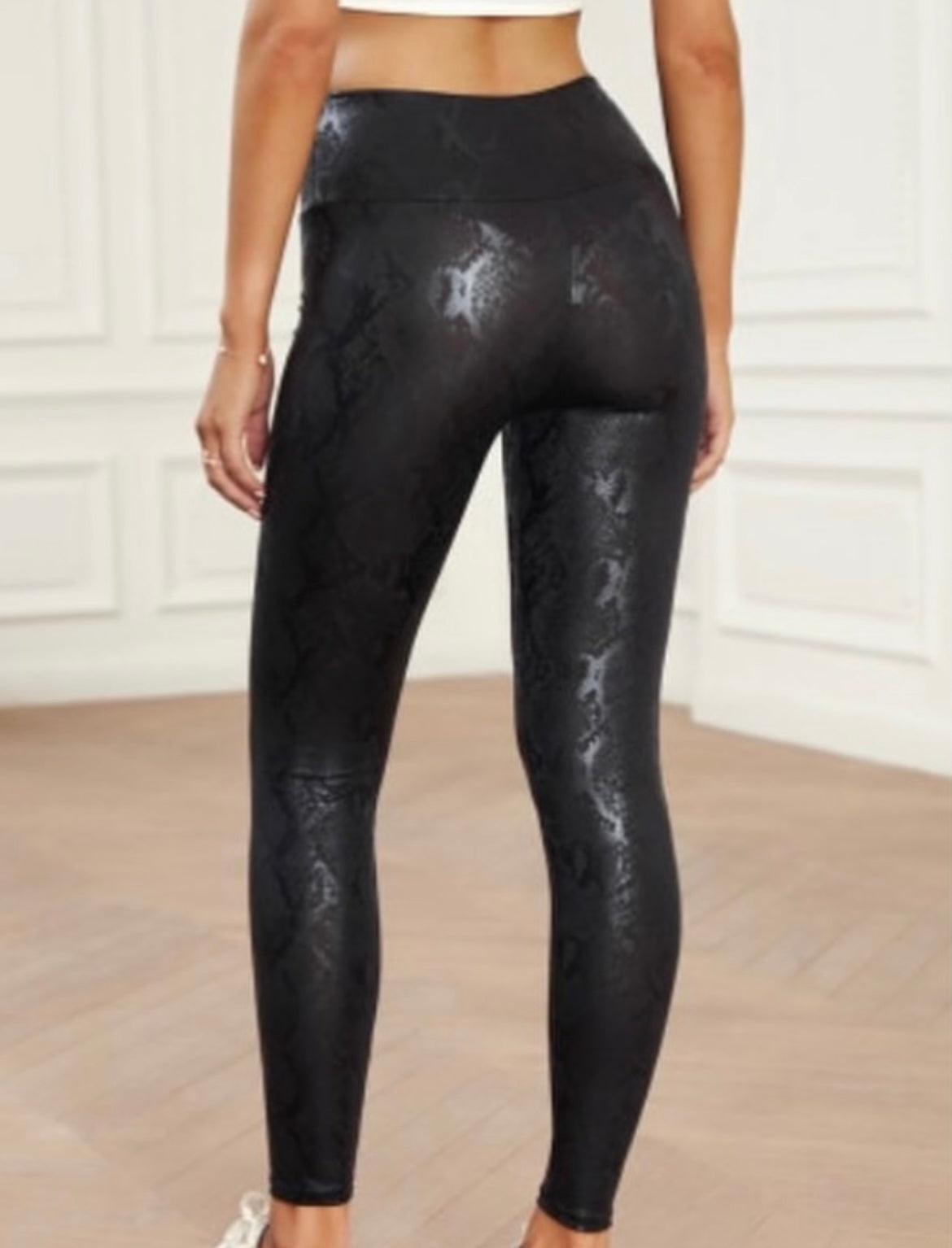 Snake Print Textured Leggings